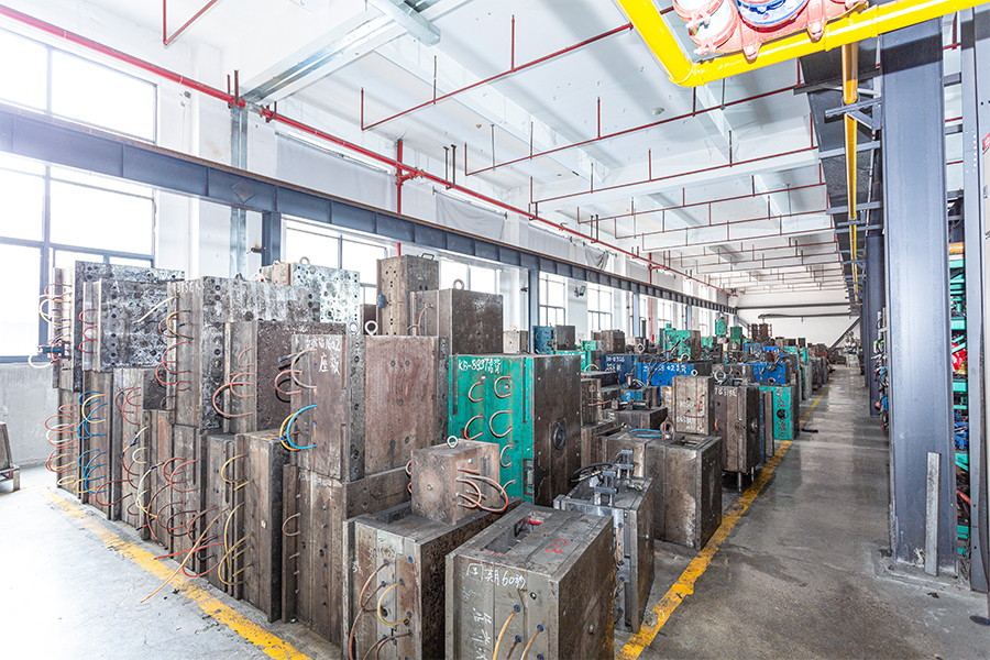 Zhejiang Zhongyi Furniture Co., Ltd.